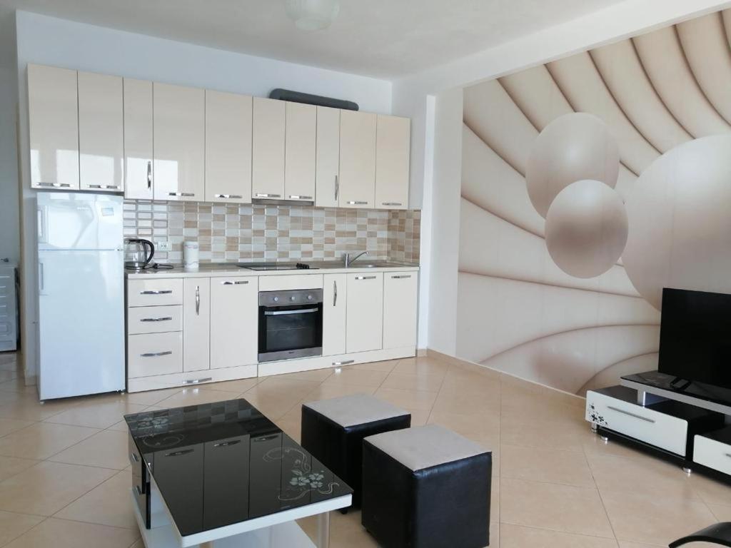 Bilal Golemi Sea View Apartment ซารานเดอ ภายนอก รูปภาพ